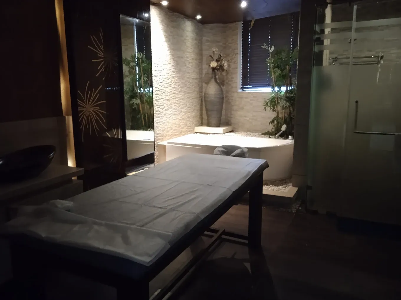 Meghavi Wellness Spa | The Corinthians Resort & Club